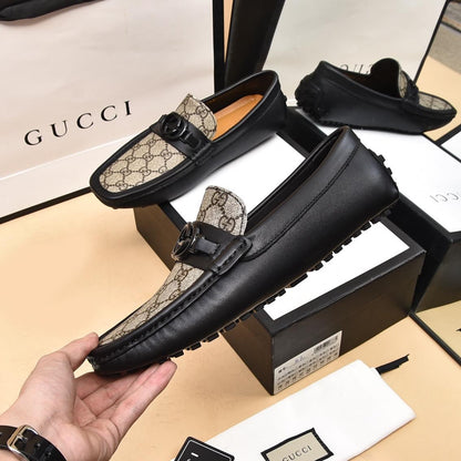 GUCCI || GG Supreme Calf Leather Loafers - FASHION MYST 