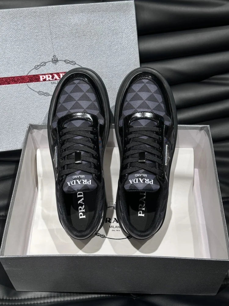 PRADA || Downtown Re-Nylon Low-Top Sneaker / Black - FASHION MYST 