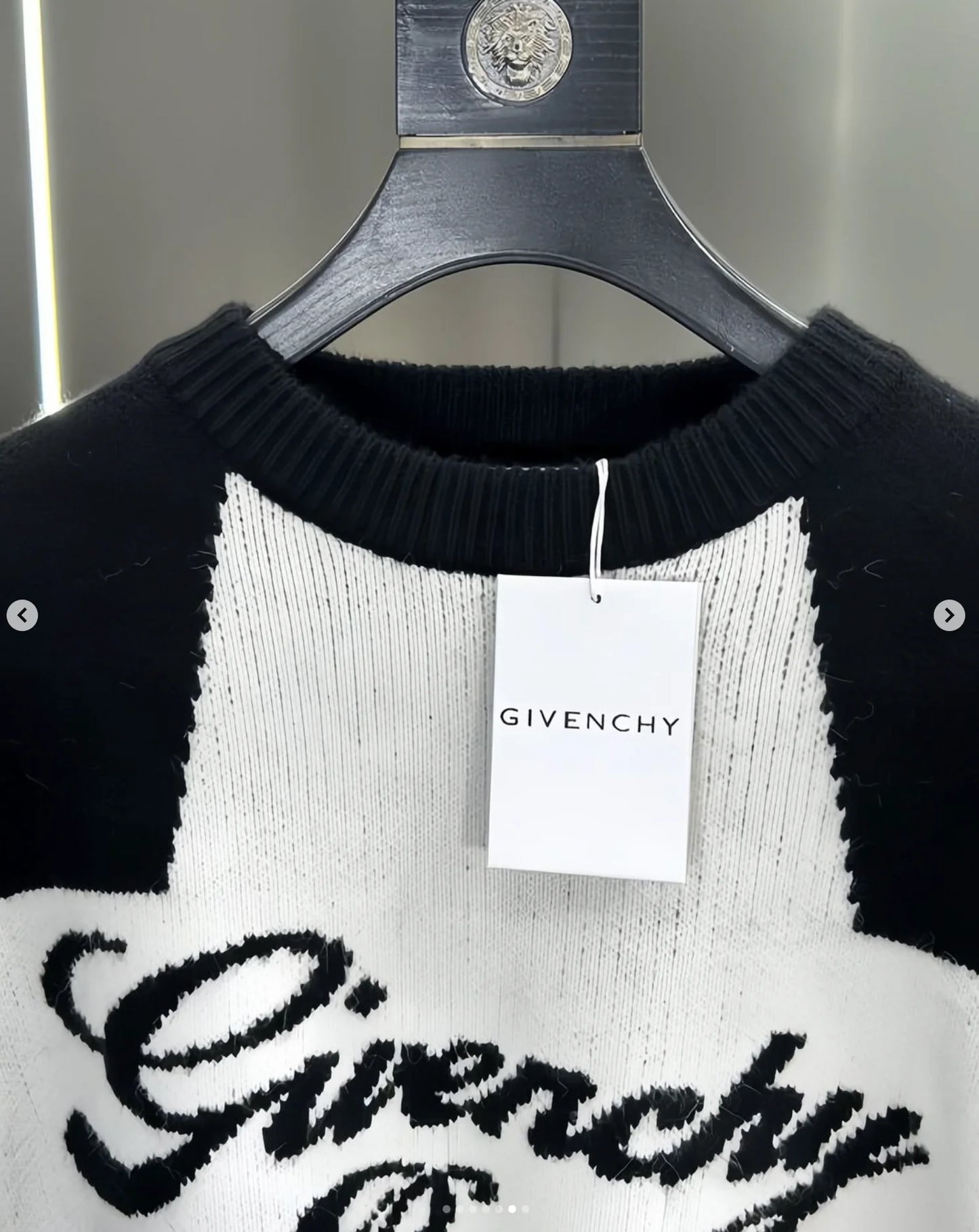 GIVENCHY || Star Logo-Embroidered Black Cardigan