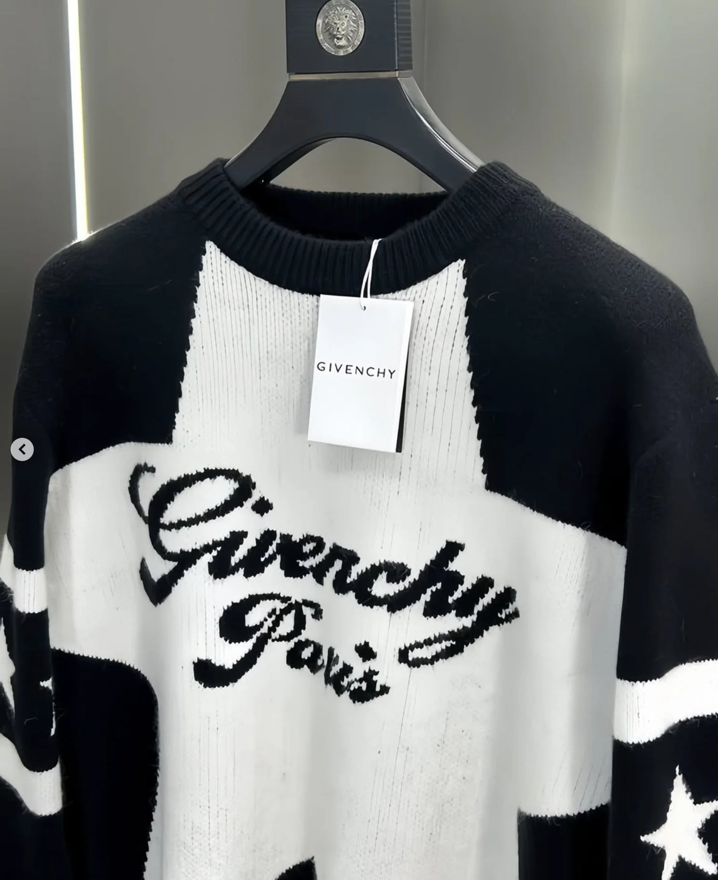 GIVENCHY || Star Logo-Embroidered Black Cardigan