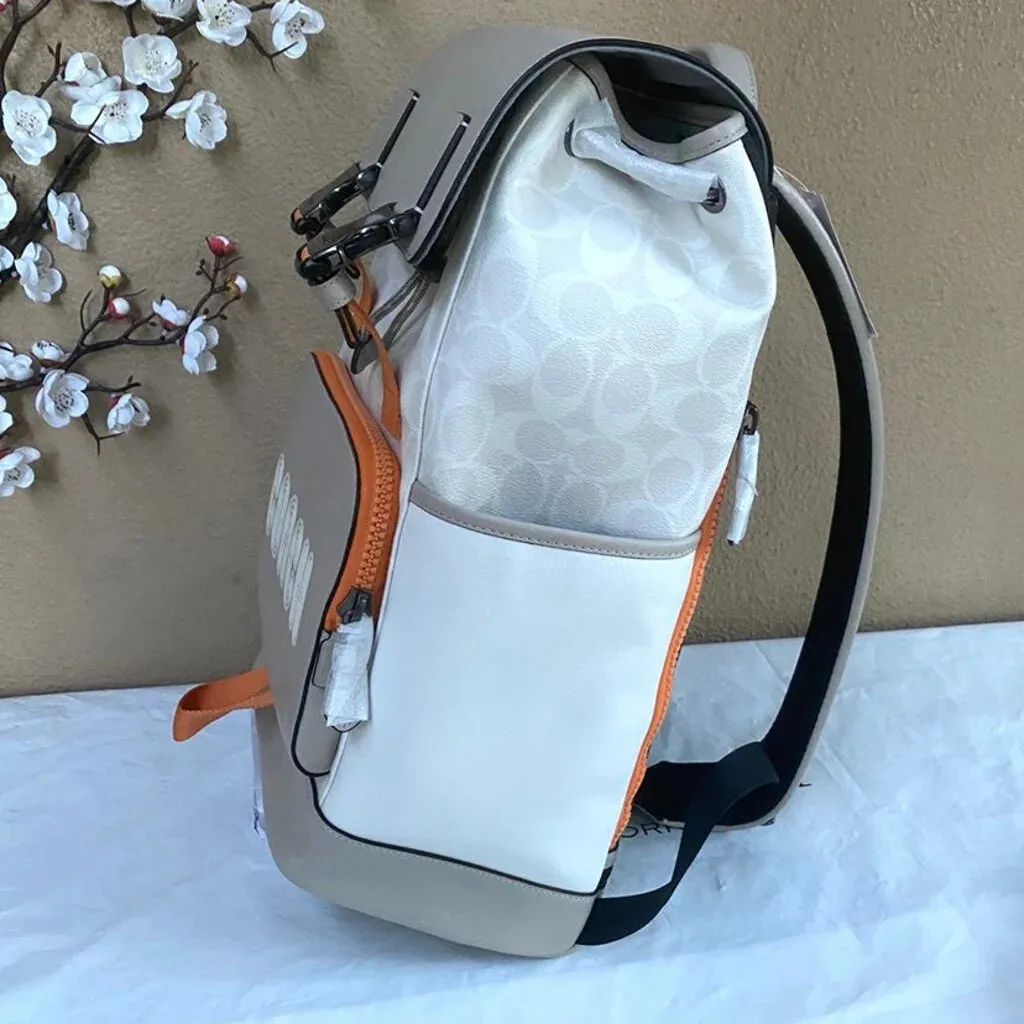 COACH || Outlet Track Backpack In Colorblock Signature Canvas White - FASHION MYST 