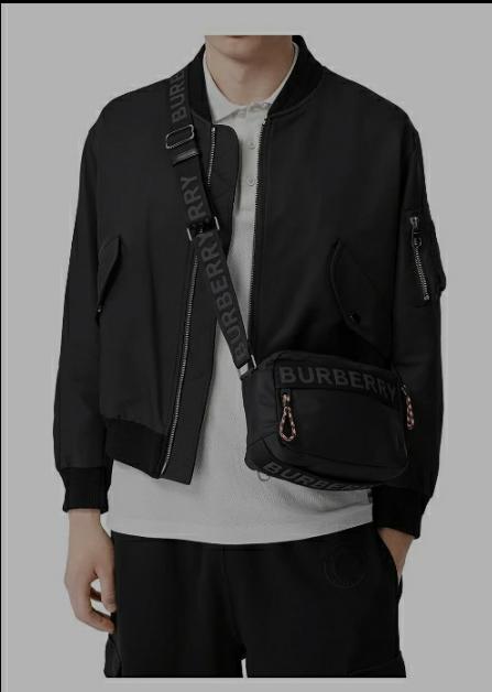 BURBERRY || Men's Black Logo Crossbody Bag – FASHION MYST