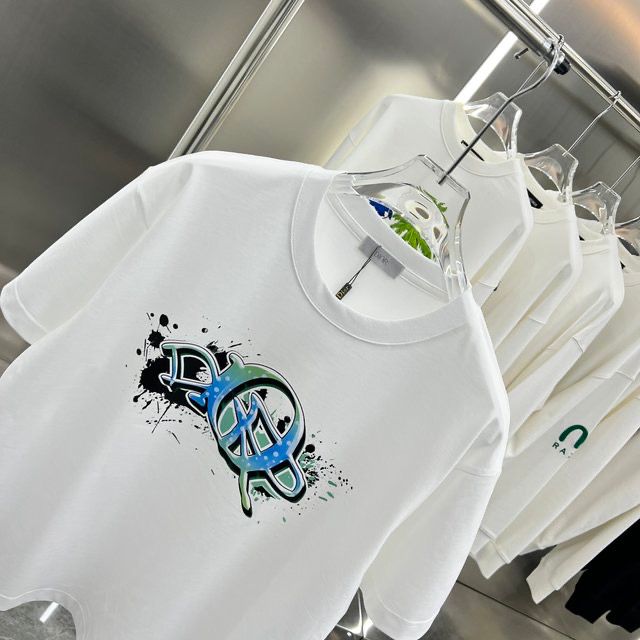 CHRISTIAN DIOR || Graffiti White Colour With Front Logo Printed