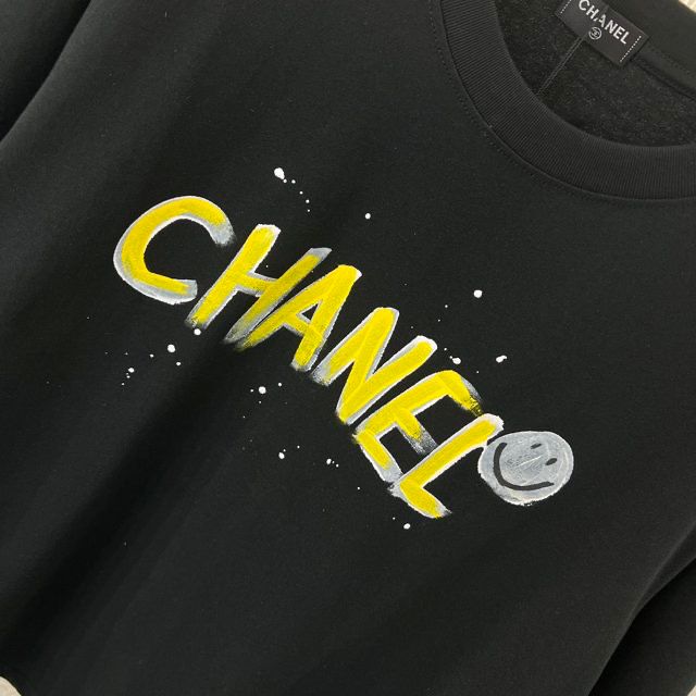 CHANEL || CLUB WEAR FRONT LOGO BACK GRAFFITI PRINT T-SHIRT - FASHION MYST 