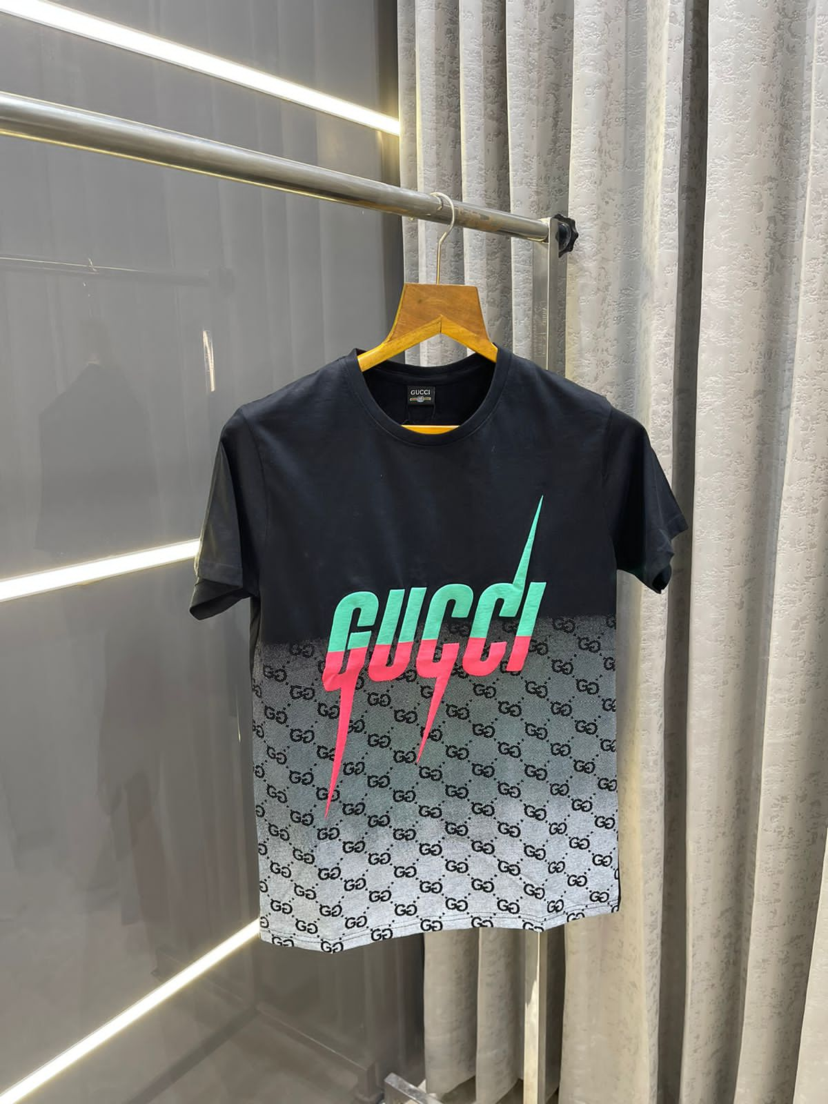 GUCCI || PREMIUM SHADOW PRINT LOGO T-SHIRT - FASHION MYST 