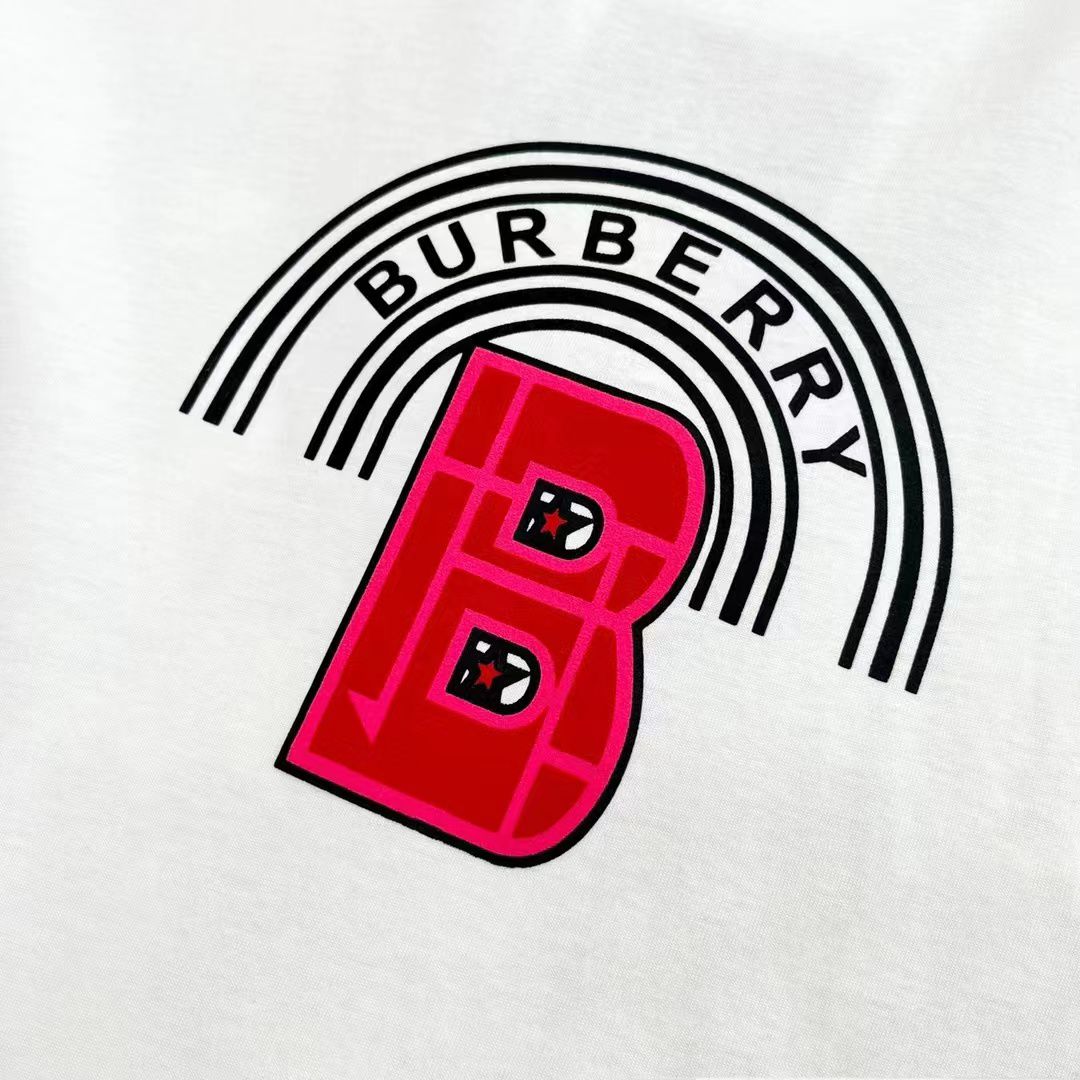 BURBERRY || Letter Graphic Cotton Oversized White T-shirt - FASHION MYST 