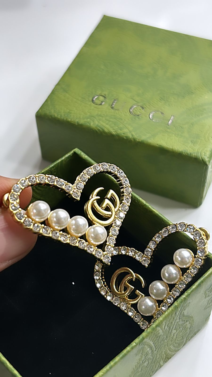 GUCCI || HEART CRYSTAL/PEARLS EARRINGS - FASHION MYST 