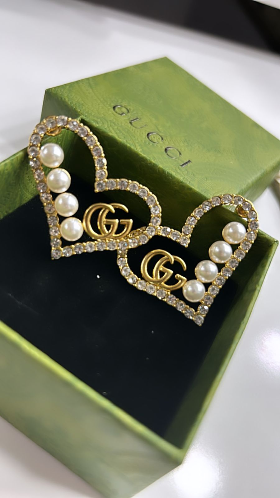 GUCCI || HEART CRYSTAL/PEARLS EARRINGS - FASHION MYST 