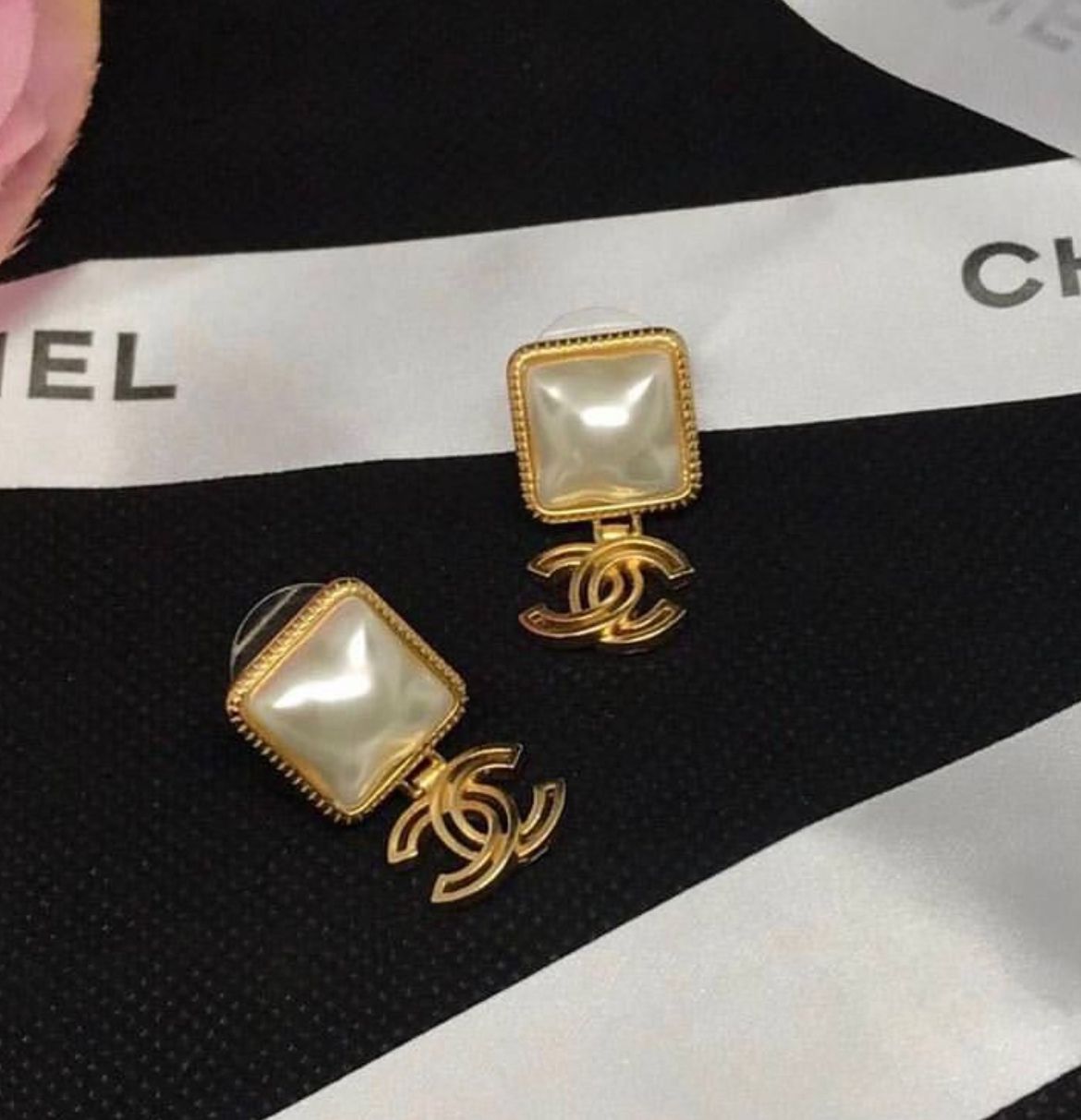 CHANEL || FALL WINTER 2020 EARRING COLLECTION ACT 1 - FASHION MYST 