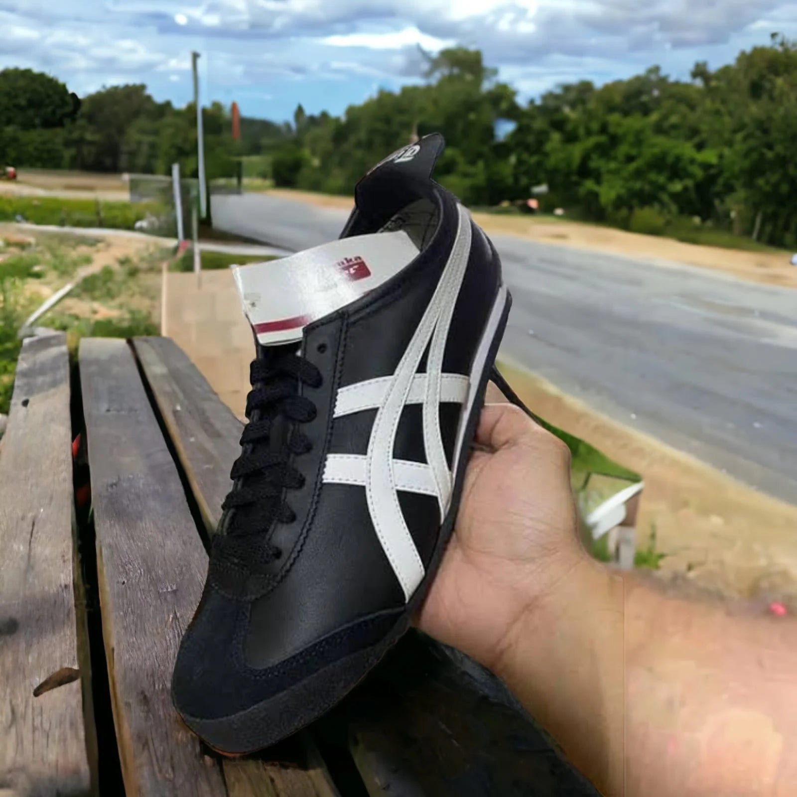 Onitsuka Tiger Mexico 66 Black White - FASHION MYST 