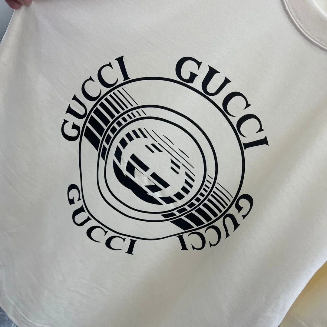 GUCCI || Record Logo Print Tee In White - FASHION MYST 