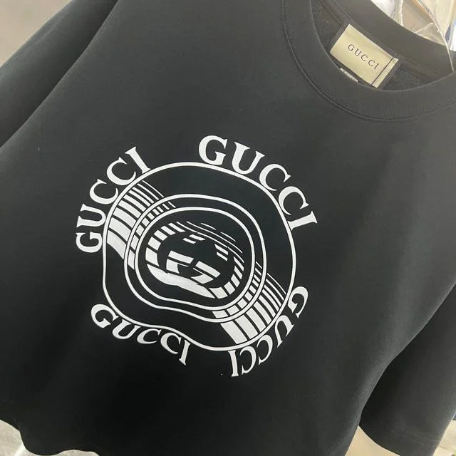 GUCCI || Record Logo Print Tee In Black - FASHION MYST 