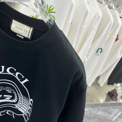 GUCCI || Record Logo Print Tee In Black - FASHION MYST 