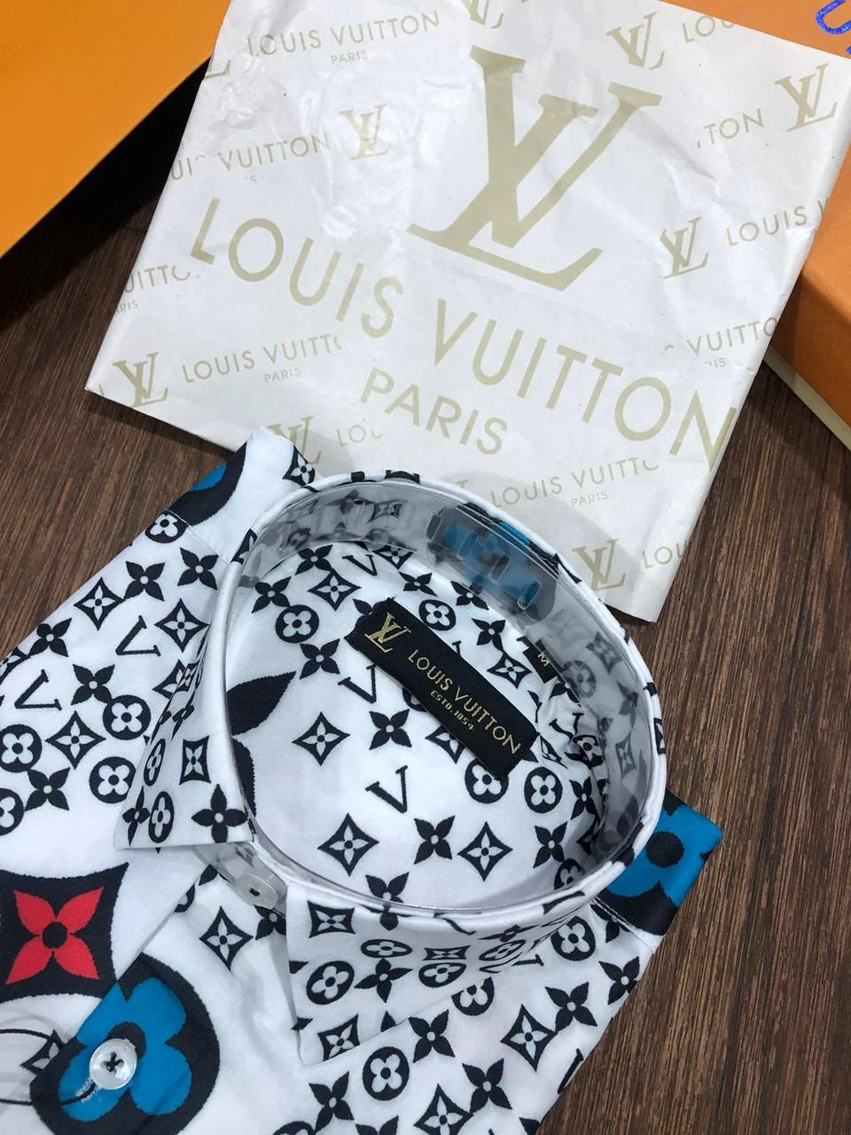 LOUIS VUITTON || White 3D Long sleeves Button Shirt - FASHION MYST 