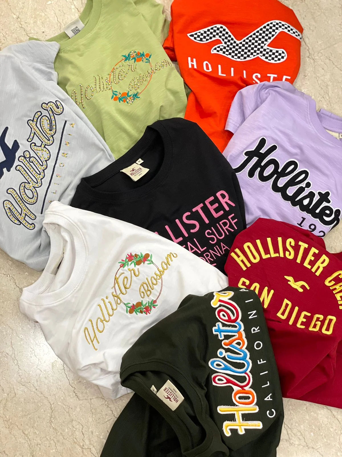 HOLLISTER || Premium Quality Womens Tees - FASHION MYST 