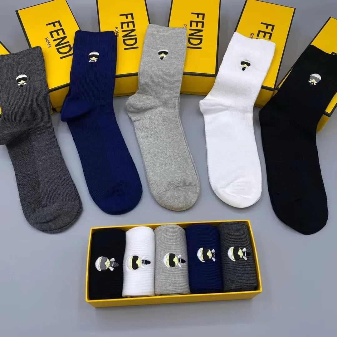 FENDI || Invisible Men Logo Socks (Pack Of Five) - FASHION MYST 