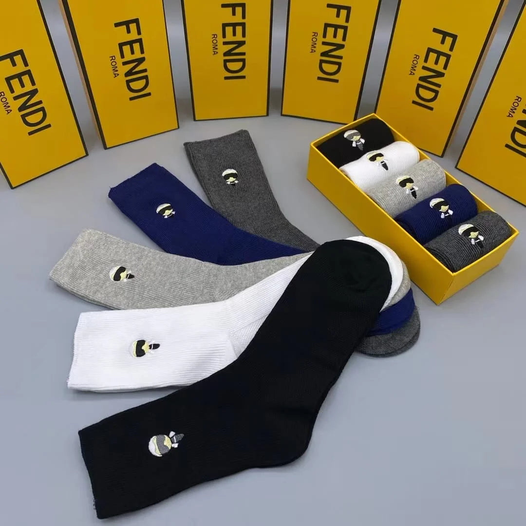 FENDI || Invisible Men Logo Socks (Pack Of Five) - FASHION MYST 