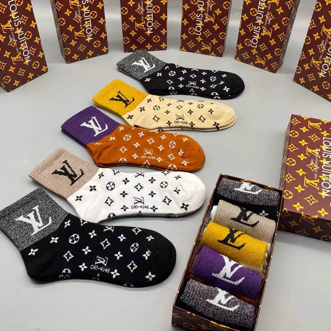 LOUIS VUITTON || LV Monogram Craggy Socks (Pack Of Five) – FASHION LOUIS VUITTON || LV Monogram Craggy Socks (Pack Of Five) – FASHION