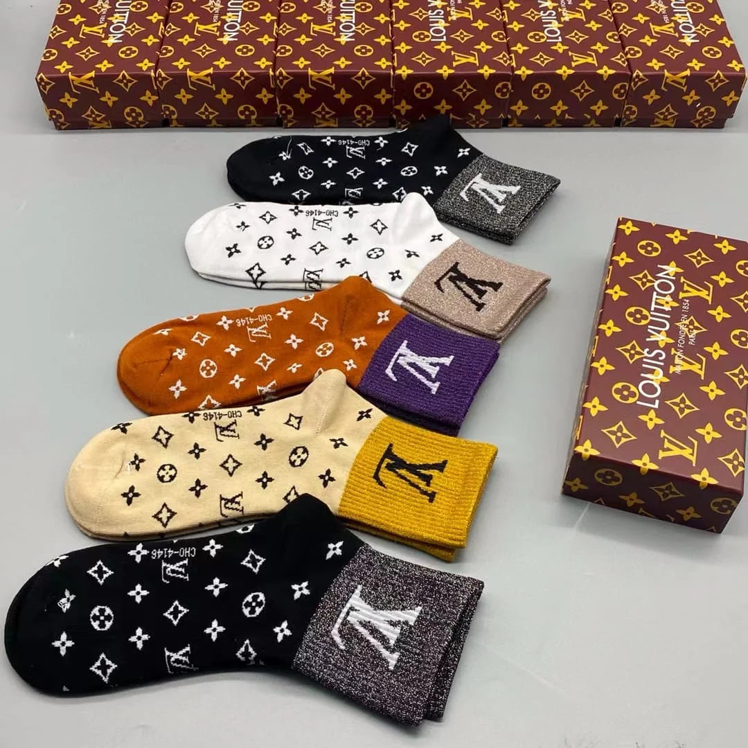 LOUIS VUITTON || LV Monogram Craggy Socks (Pack Of Five) - FASHION MYST 