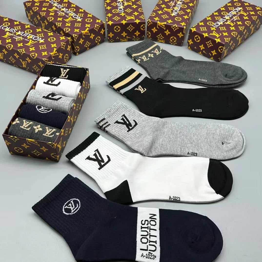 LOUIS VUITTON || LV Logo-Intarsia Striped Ribbed Cotton-Blend Socks - FASHION MYST 