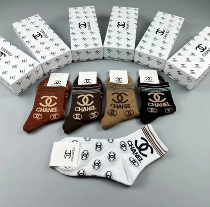 CHANEL || Mini Greek Interlocking CC Logo Socks (Pack Of Five) - FASHION MYST 