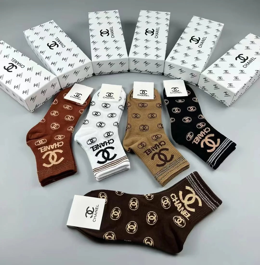 CHANEL || Mini Greek Interlocking CC Logo Socks (Pack Of Five) - FASHION MYST 