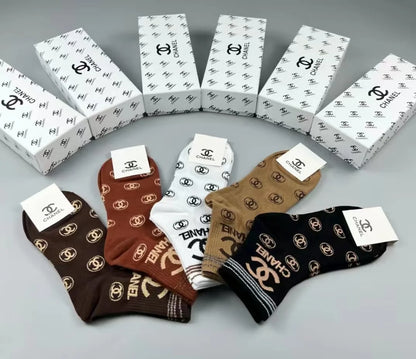 CHANEL || Mini Greek Interlocking CC Logo Socks (Pack Of Five) - FASHION MYST 