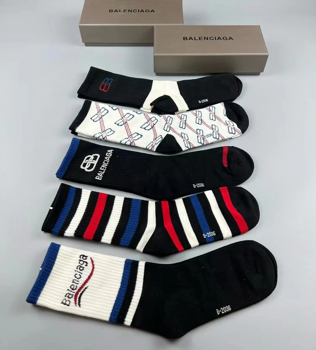 BALENCIAGA || Classic Logo Tennis Socks (Pack Of Five) - FASHION MYST 