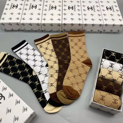 CHANEL || CC Pattern Logo Cotton Blend Socks (Five Pair Combo Box) - FASHION MYST 