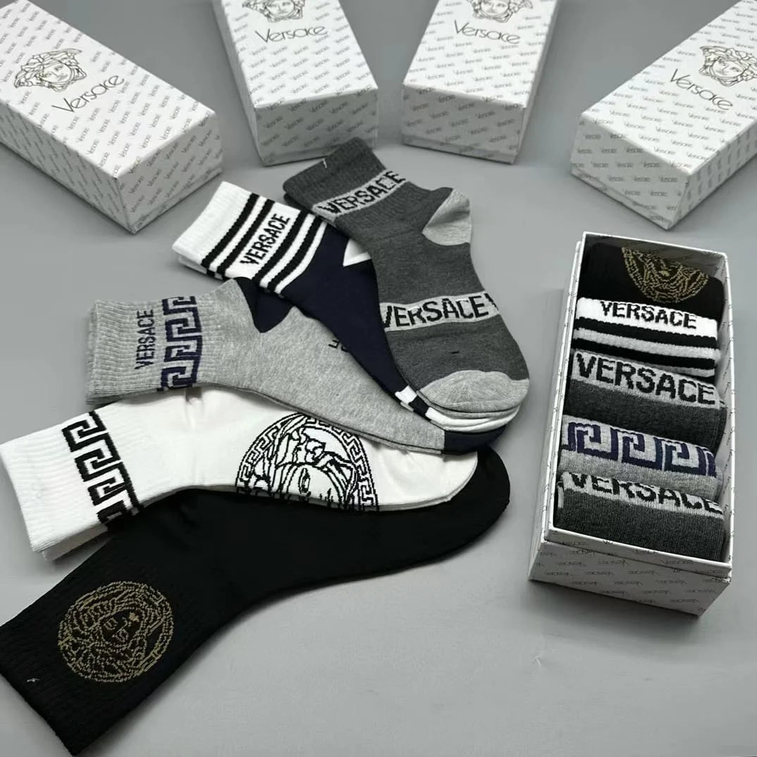 VERSACE || Logo Cotton Blend Crew Socks In Nero - FASHION MYST 