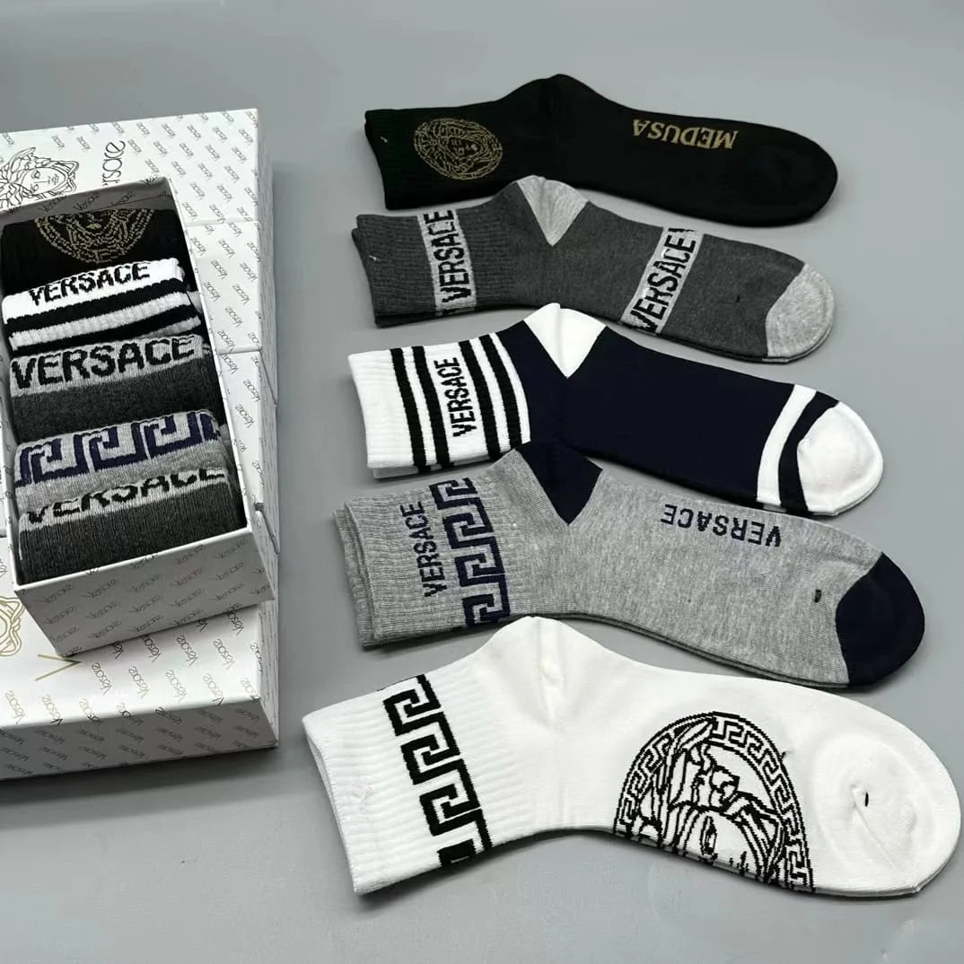 VERSACE || Logo Cotton Blend Crew Socks In Nero - FASHION MYST 