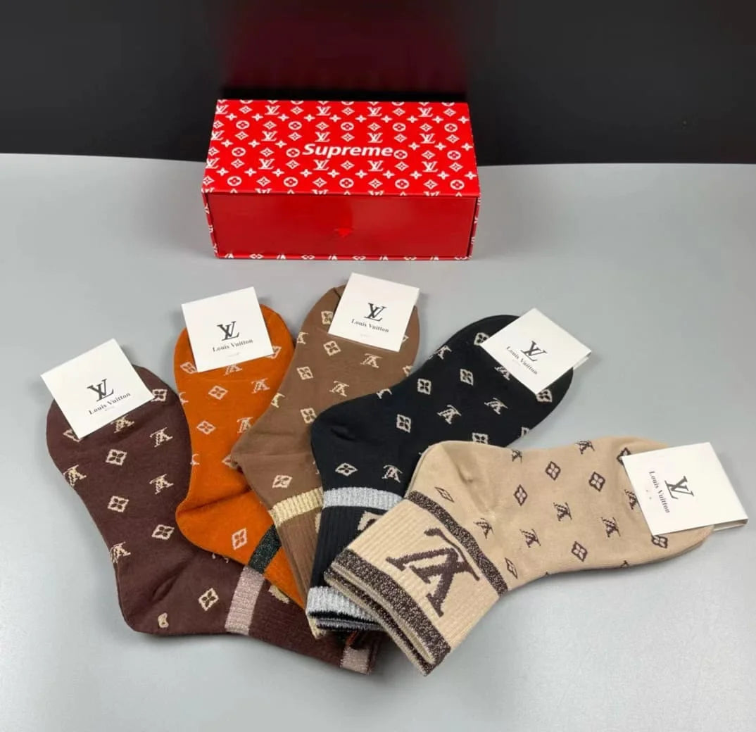 Mens supreme socks best sale