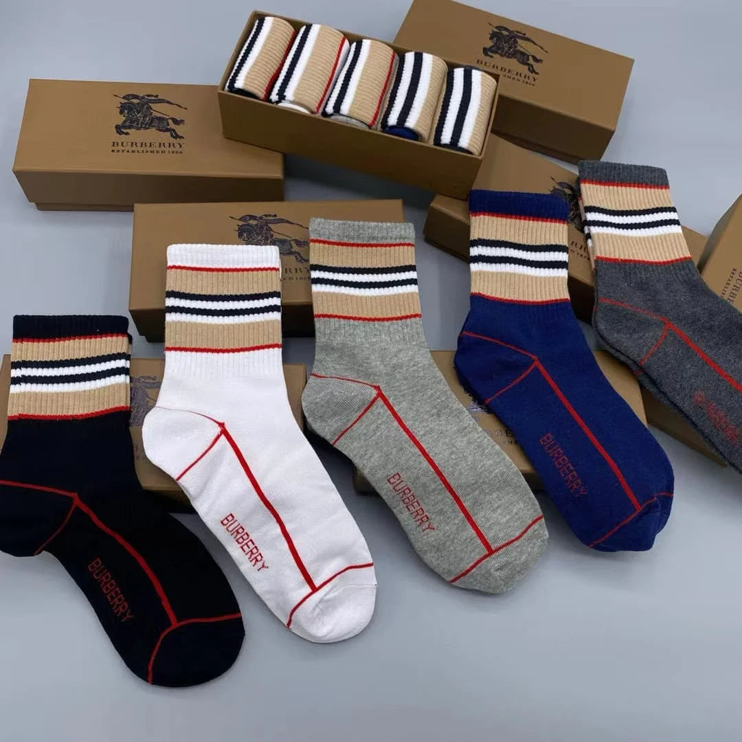 BURBERRY || Icon Stripe Intarsia Cotton Blend Ankle Socks - FASHION MYST 