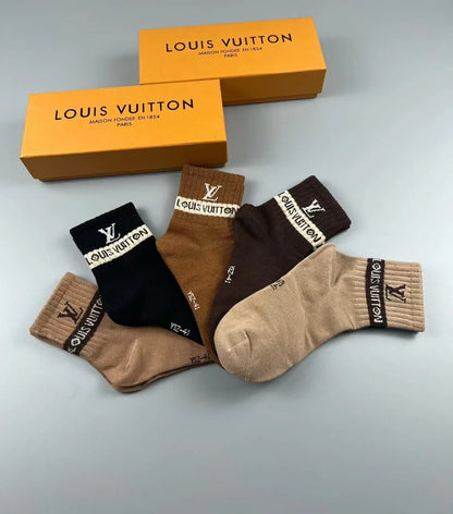 LOUIS VUITTON || Unisex Plain LV Logo Socks Pack Of Five - FASHION MYST 