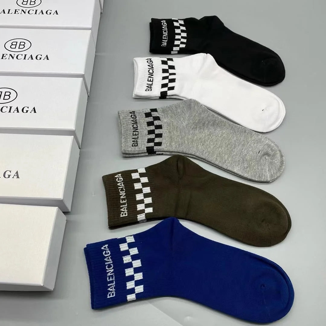 BALENCIAGA || Cheker Patterned Ankle Socks Pack Of Five - FASHION MYST 