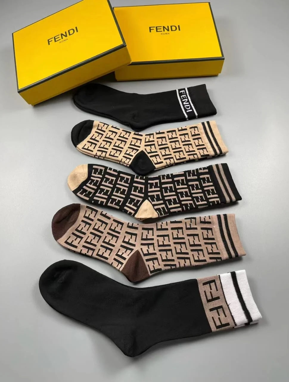 FENDI || FF Logo Pack of 5 Mid-Calf Length Socks - FASHION MYST 