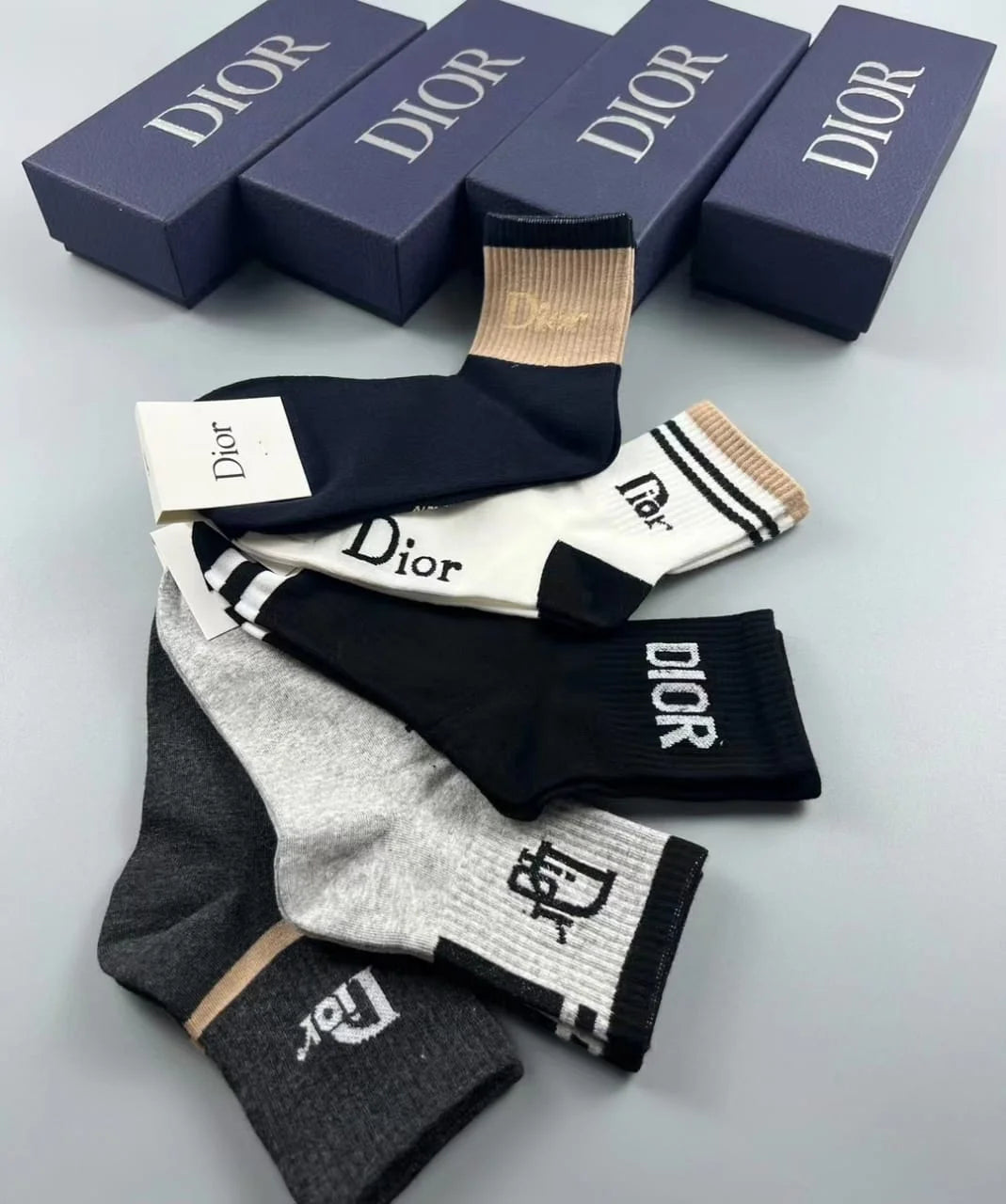 Christian Dior || Dior Logo Classic Cotton Socks (Five Pcs Combo Box) - FASHION MYST 