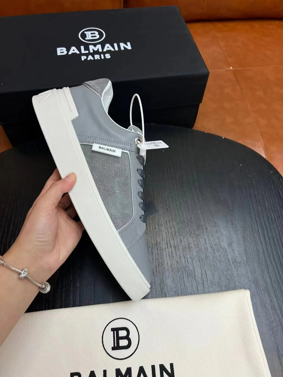 BALMAIN || Logo Patch Low-Top Grey ‘B-Court’ Sneaker - FASHION MYST 