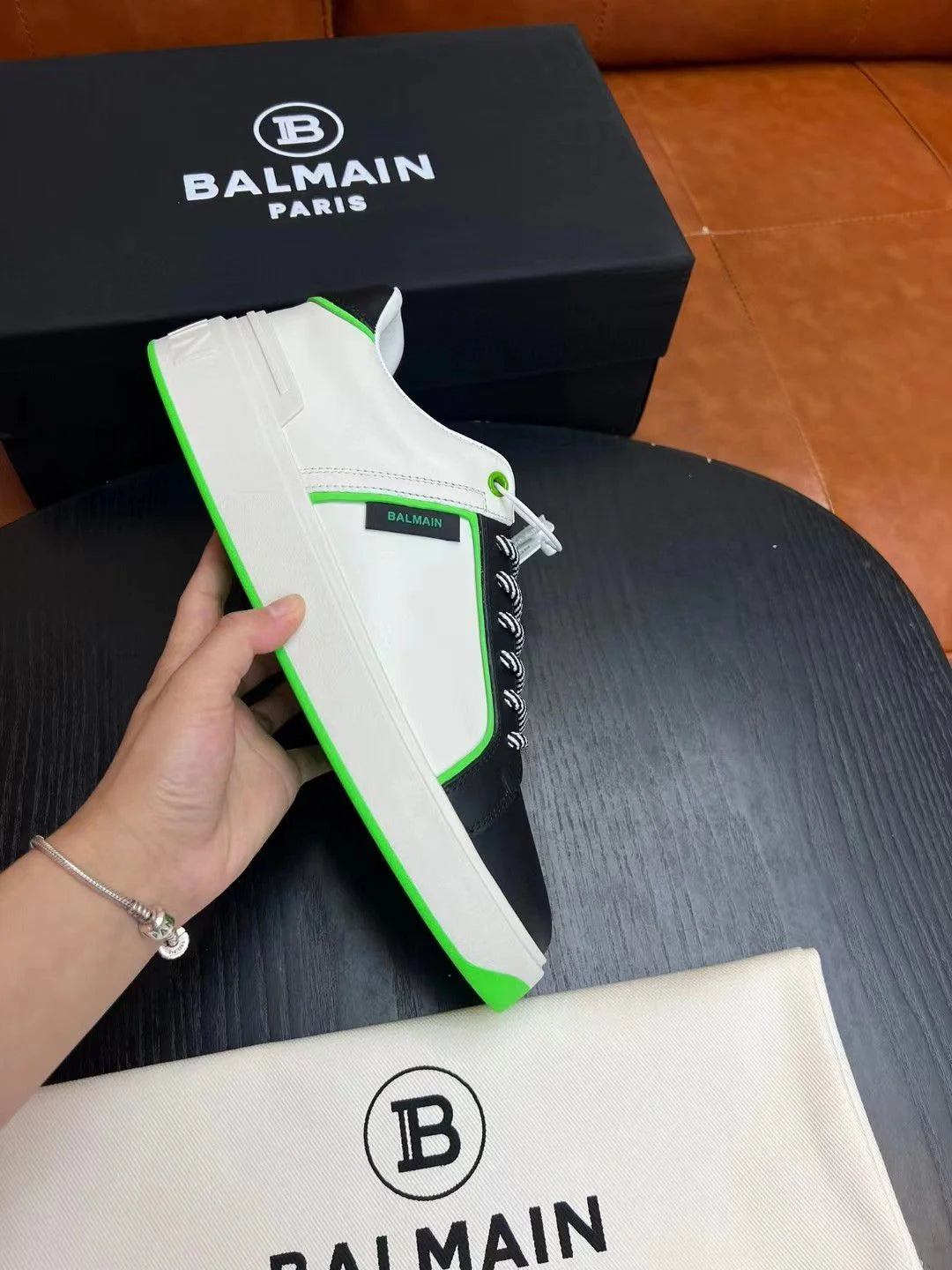 BALMAIN || Logo Patch Low-Top White/Black ‘B-Court’ Sneaker - FASHION MYST 