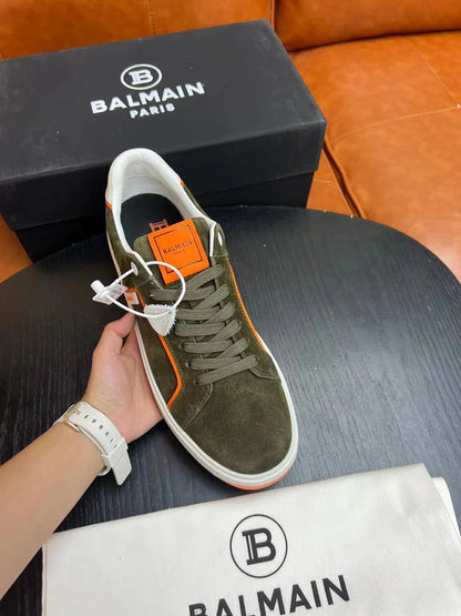 BALMAIN || Logo Patch Low-Top Green ‘B-Court’ Sneakers - FASHION MYST 