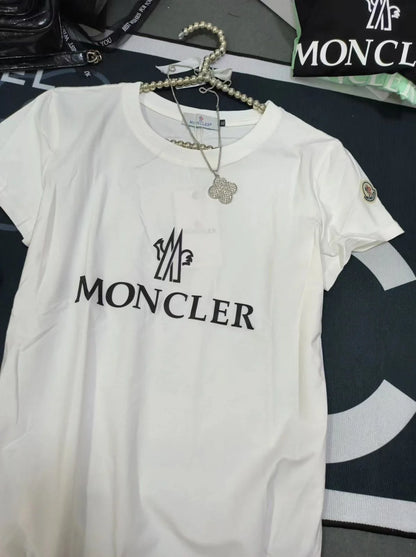 MONCLER || Women's Appliqué-Logo Cotton T-Shirt - FASHION MYST 