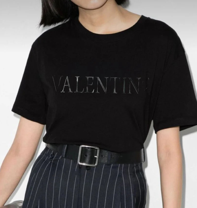 VALENTINO GARAVANI || Sequin VLTN Logo T-Shirt For Girls - FASHION MYST 