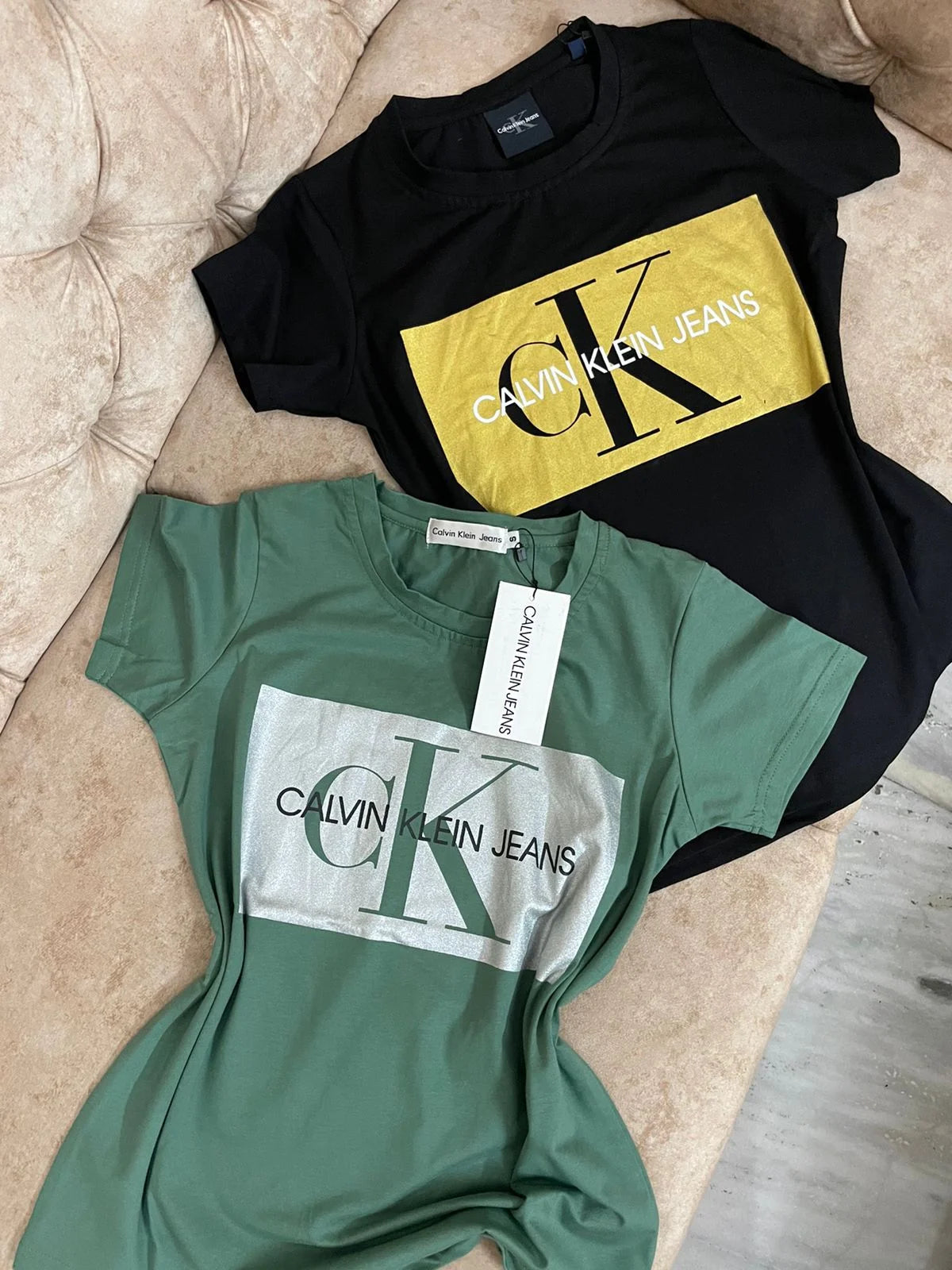 CALVIN KLIEN JEANS || Women CK Logo Printed Round Neck T-shirt - FASHION MYST 