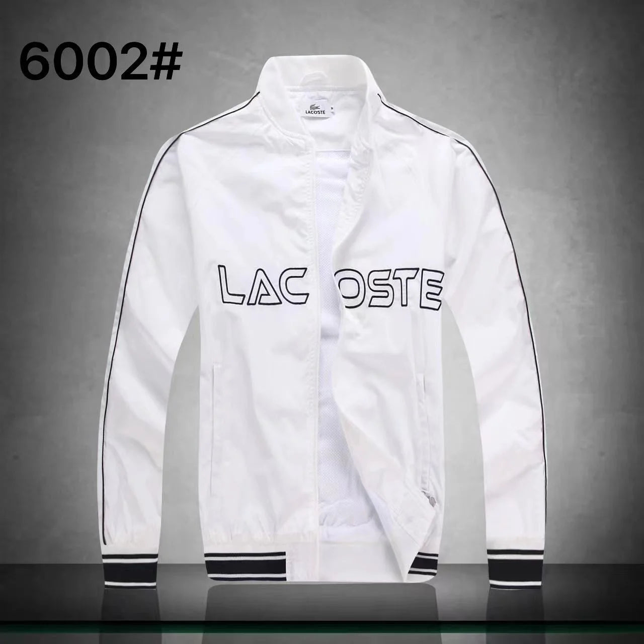 LACOSTE || MEN'S LACOSTE LOGO GOLF ZIP-CLOSE WATERPROOF WINDBREAKER