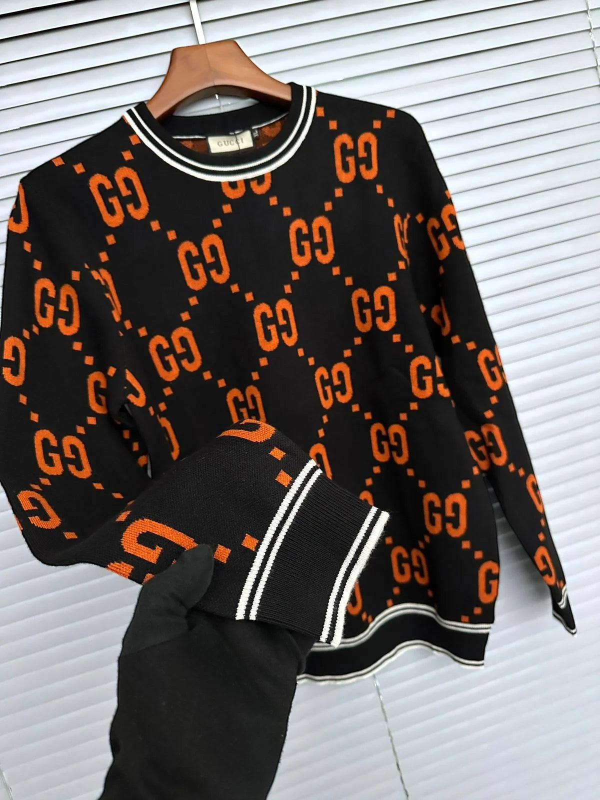 Long gucci sweater deals