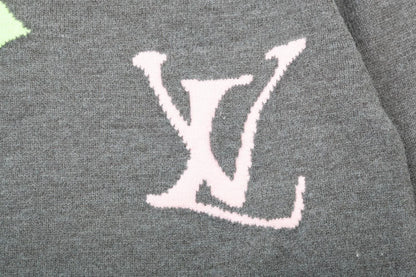 LOUIS VUITTON || Grey Chunky Wool Blend Pullover