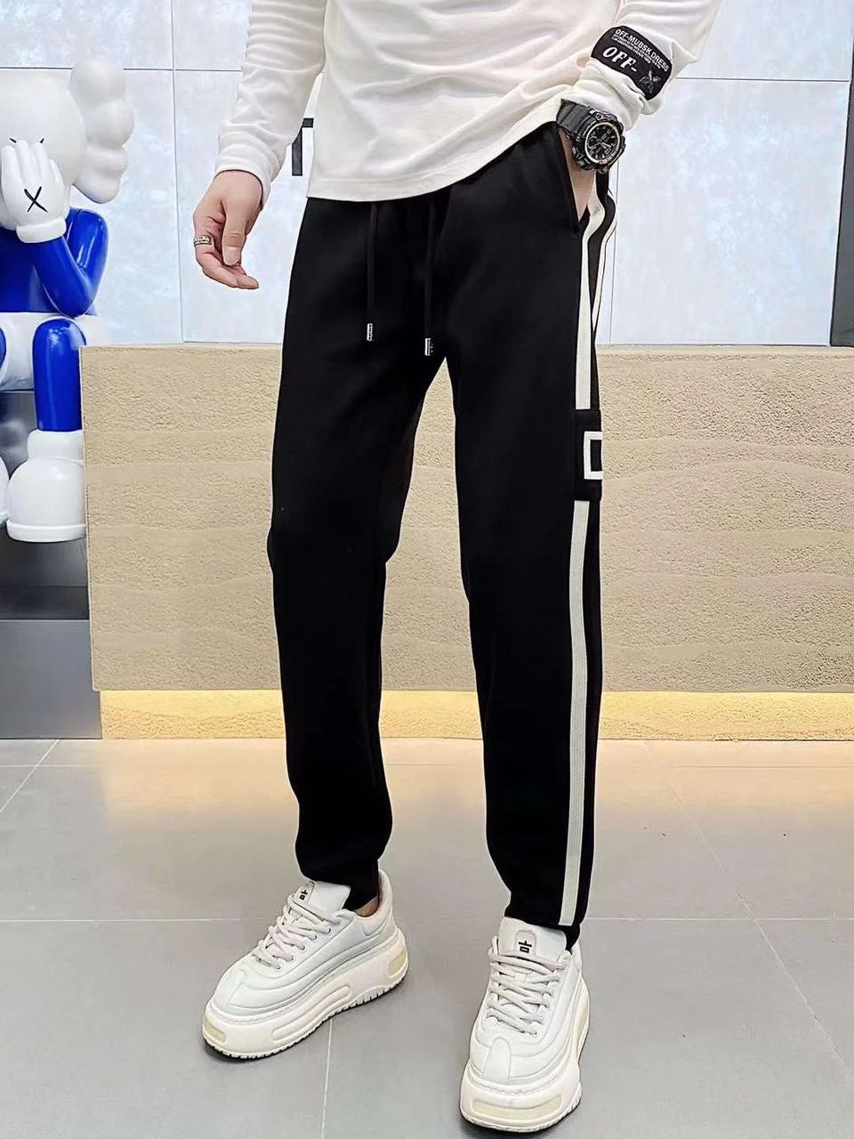 DOLCE GABBANA || Men Black Fitted Track Pants with Contrast Side Taping