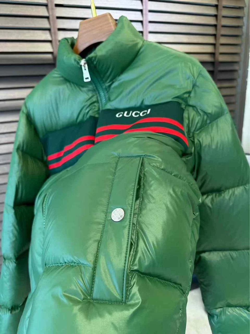 GUCCI || Logo-Print Chest-Stripe Puffer Jacket