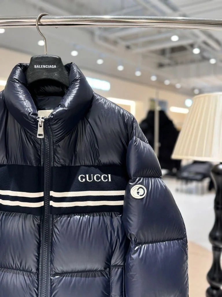 GUCCI || Logo-Print Chest-Stripe Puffer Jacket