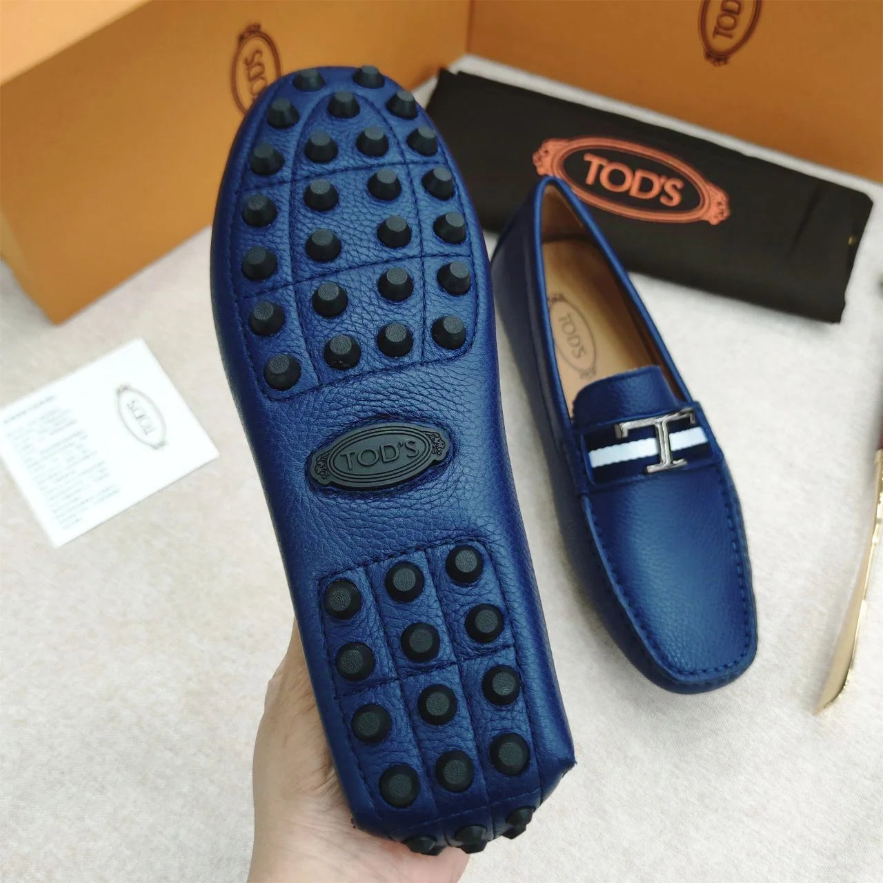 TODS || Metal T Logo-Plaque Leather Loafers / Blue